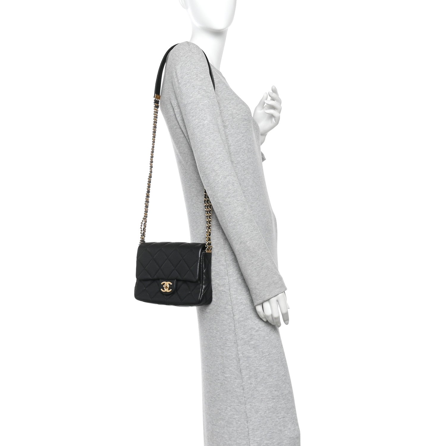 Shiny Caviar Quilted Mini Chain Messenger Flap Bag Black