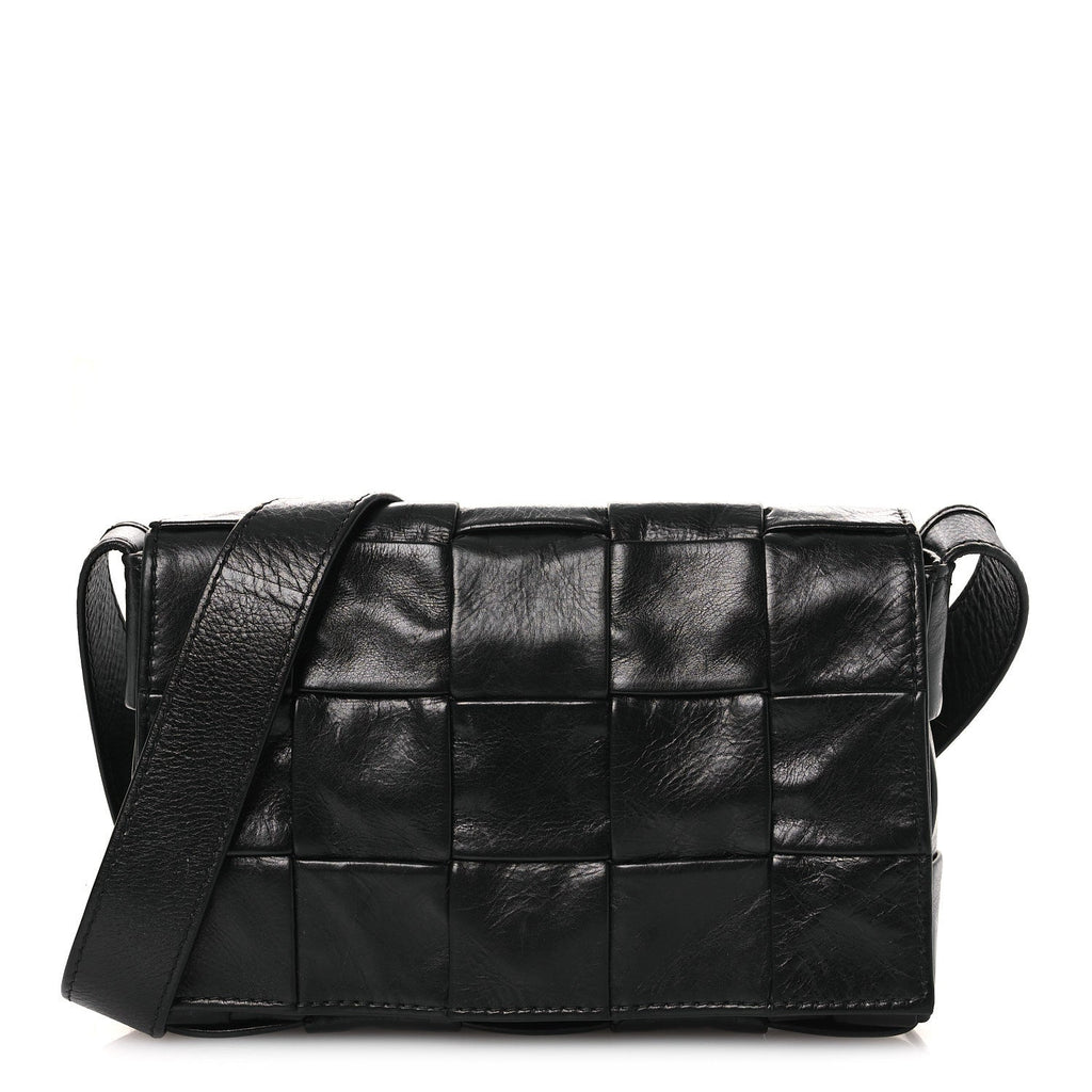 Paper Calfskin Maxi Intrecciato Small Cassette Crossbody Bag Black