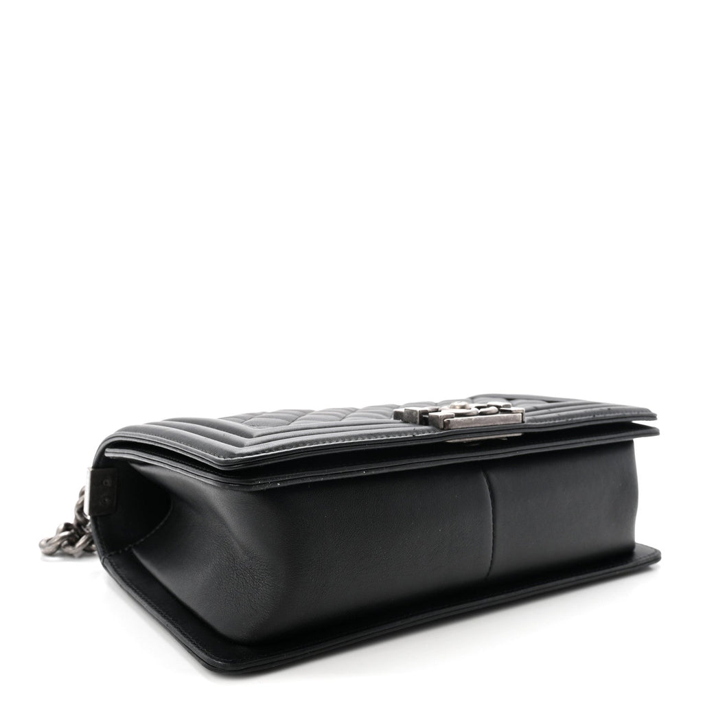 Calfskin Quilted Medium Boy Flap Black