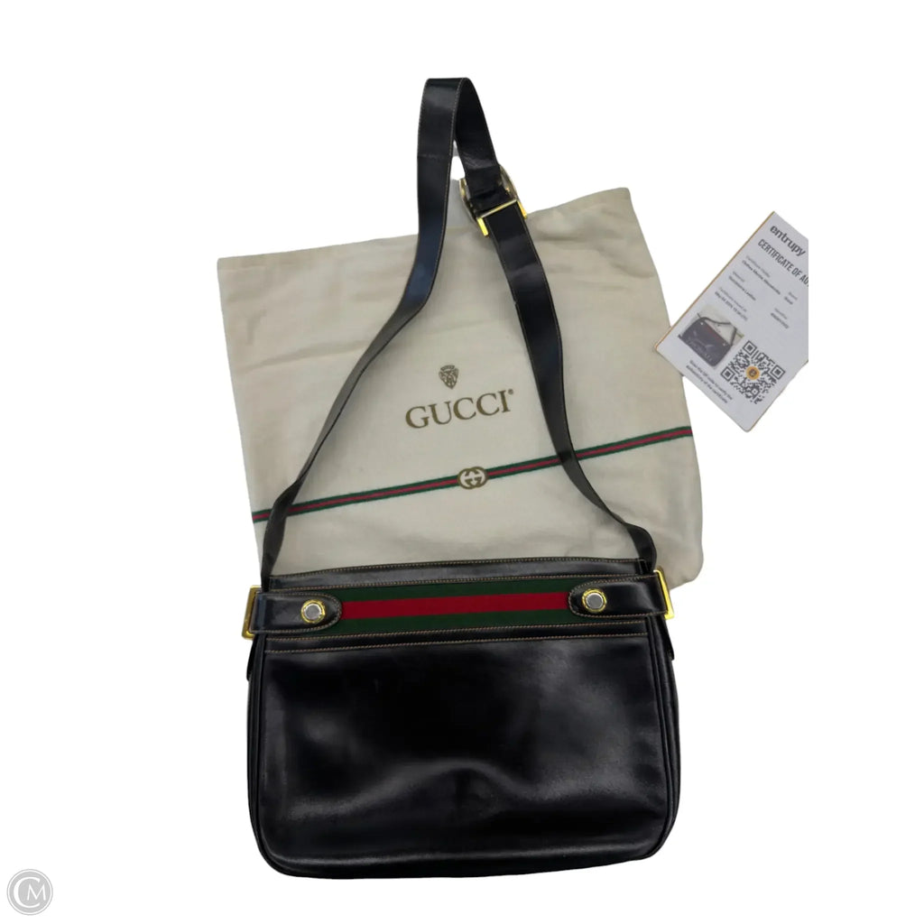 Handbag Luxury Designer By Gucci, Size: Medium