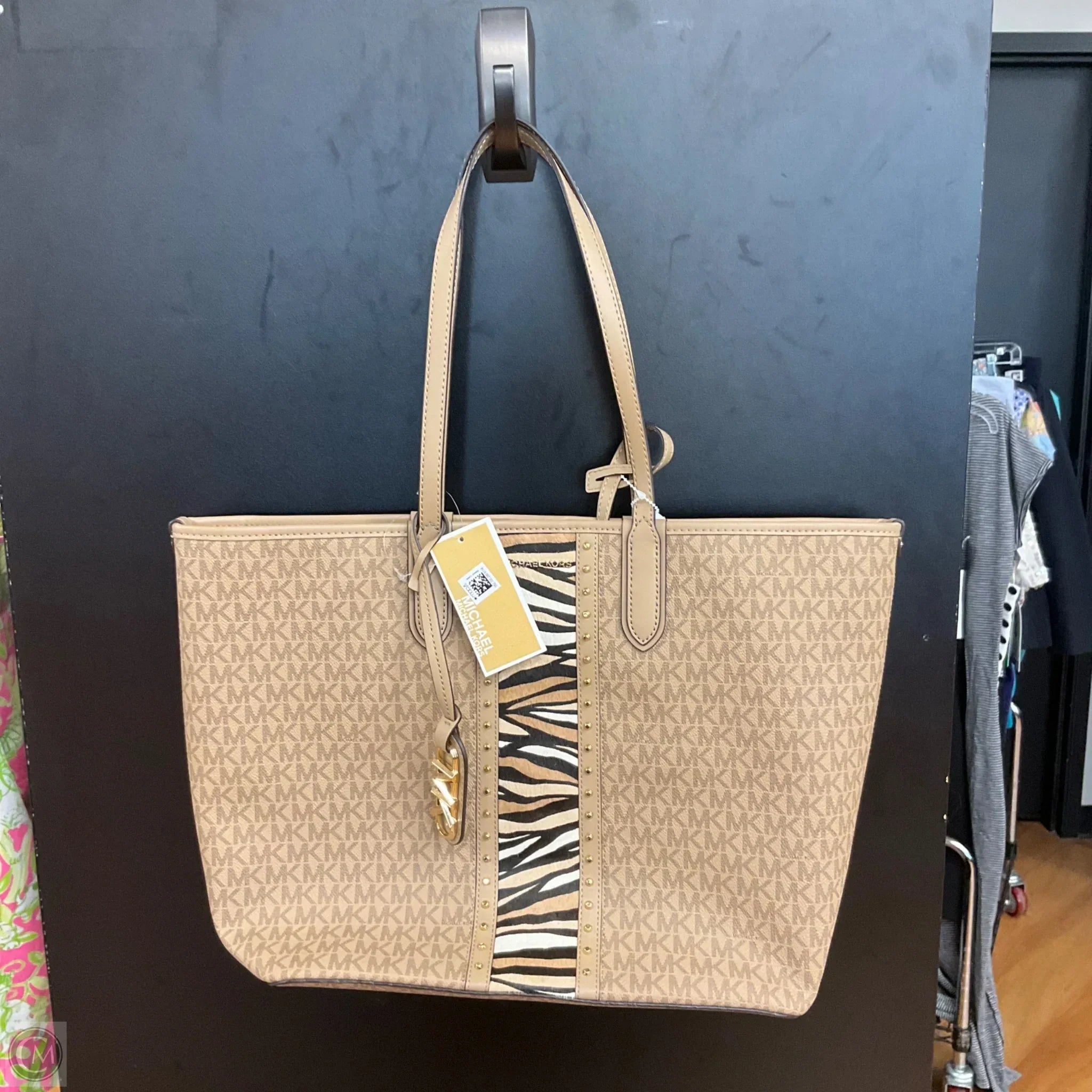 Tote Designer By Michael Kors, Size: Medium