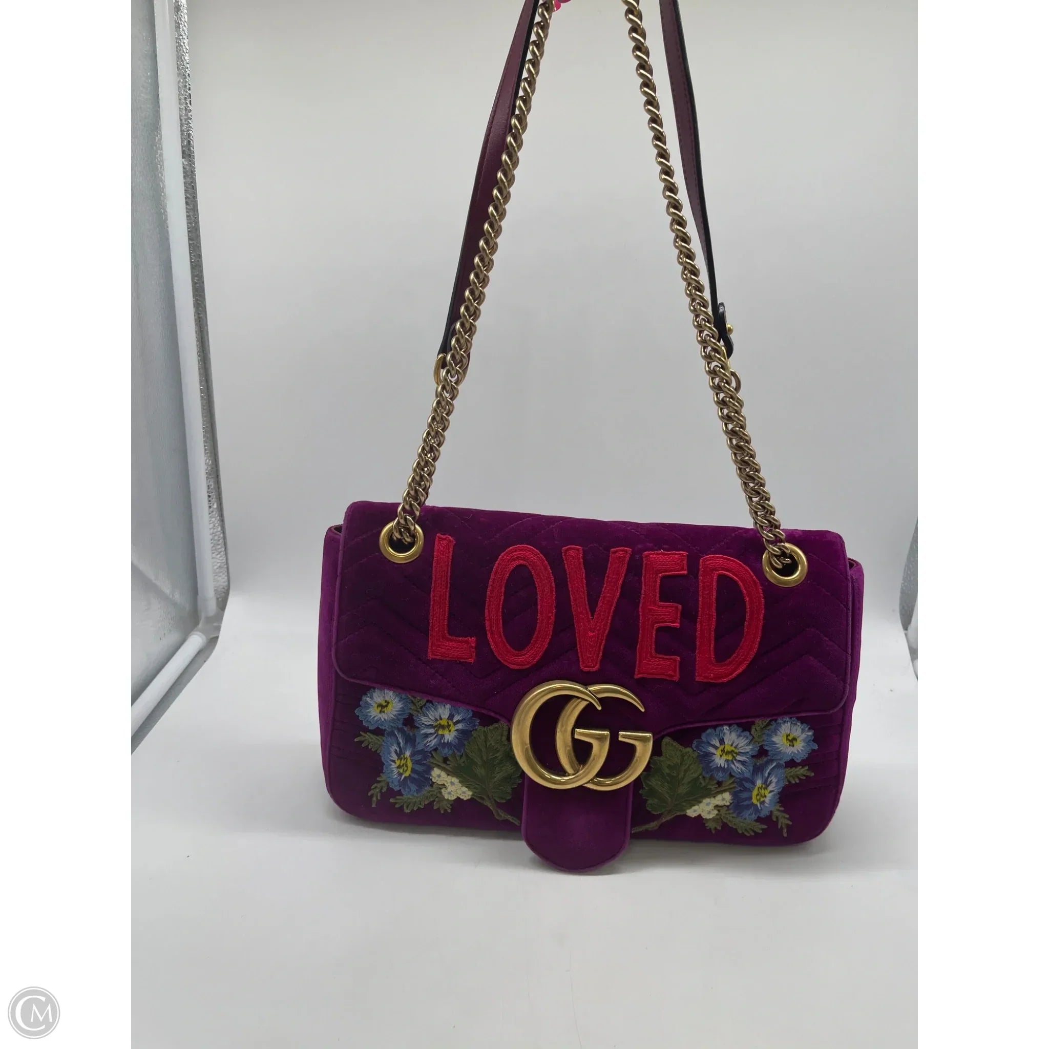 Handbag Luxury Designer By Gucci, Size: Medium