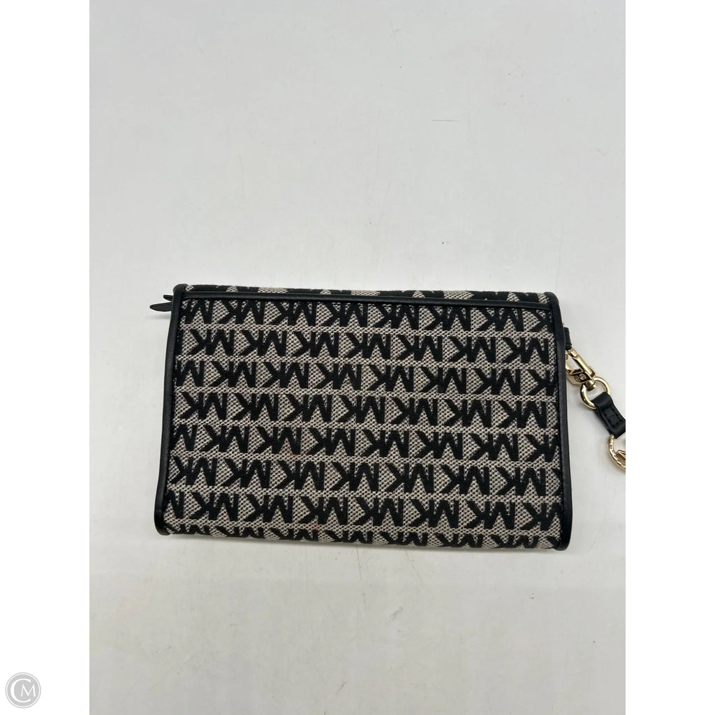 Wristlet Designer By Michael Kors, Size: Large