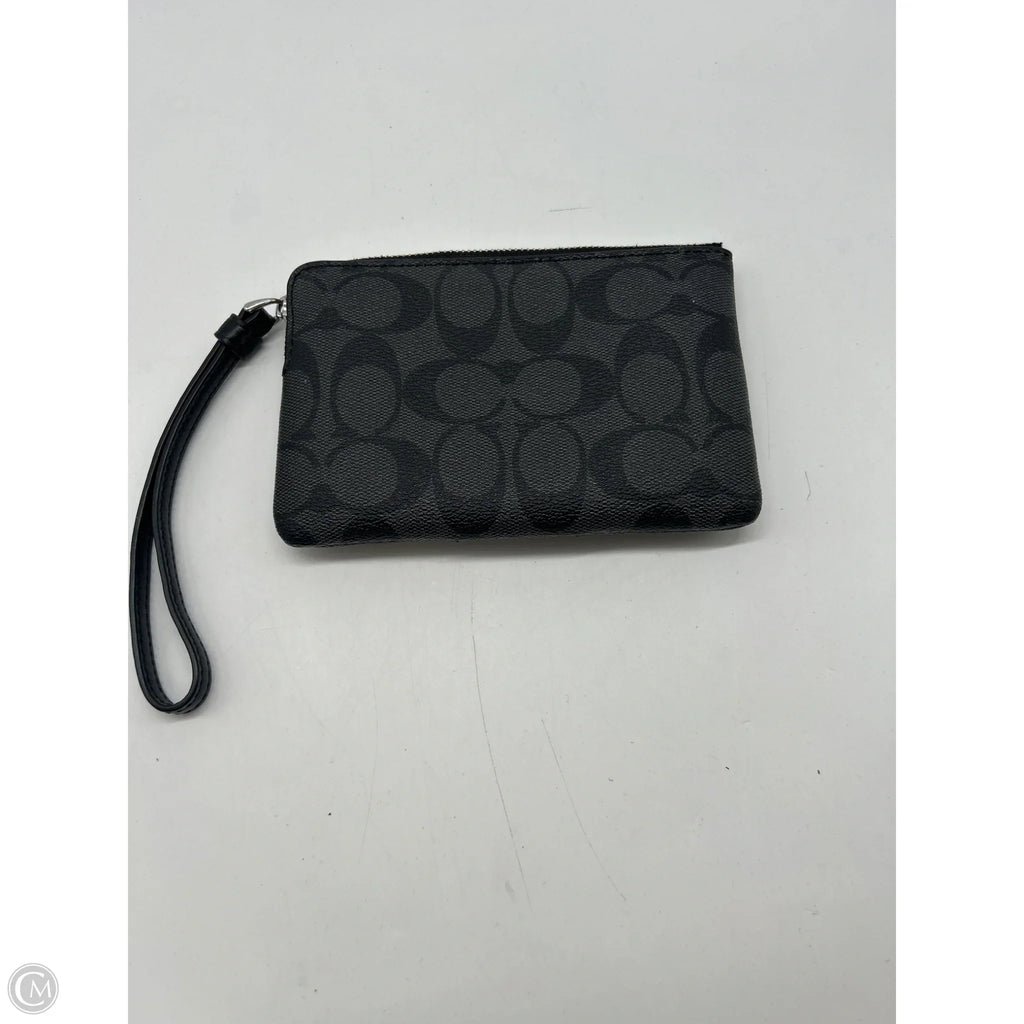 Wristlet Designer By Coach, Size: Medium