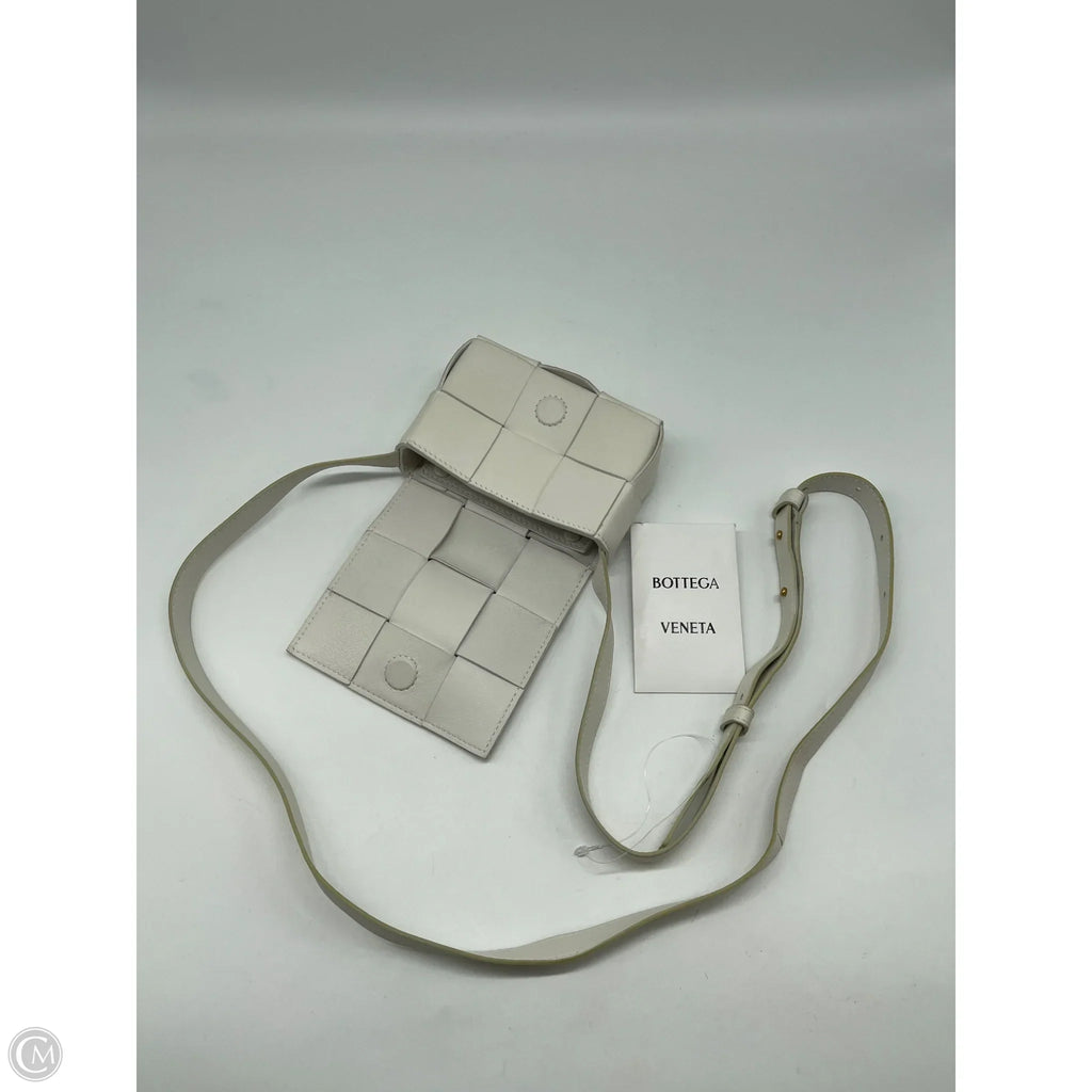 Handbag Luxury Designer By Bottega Veneta, Size: Small