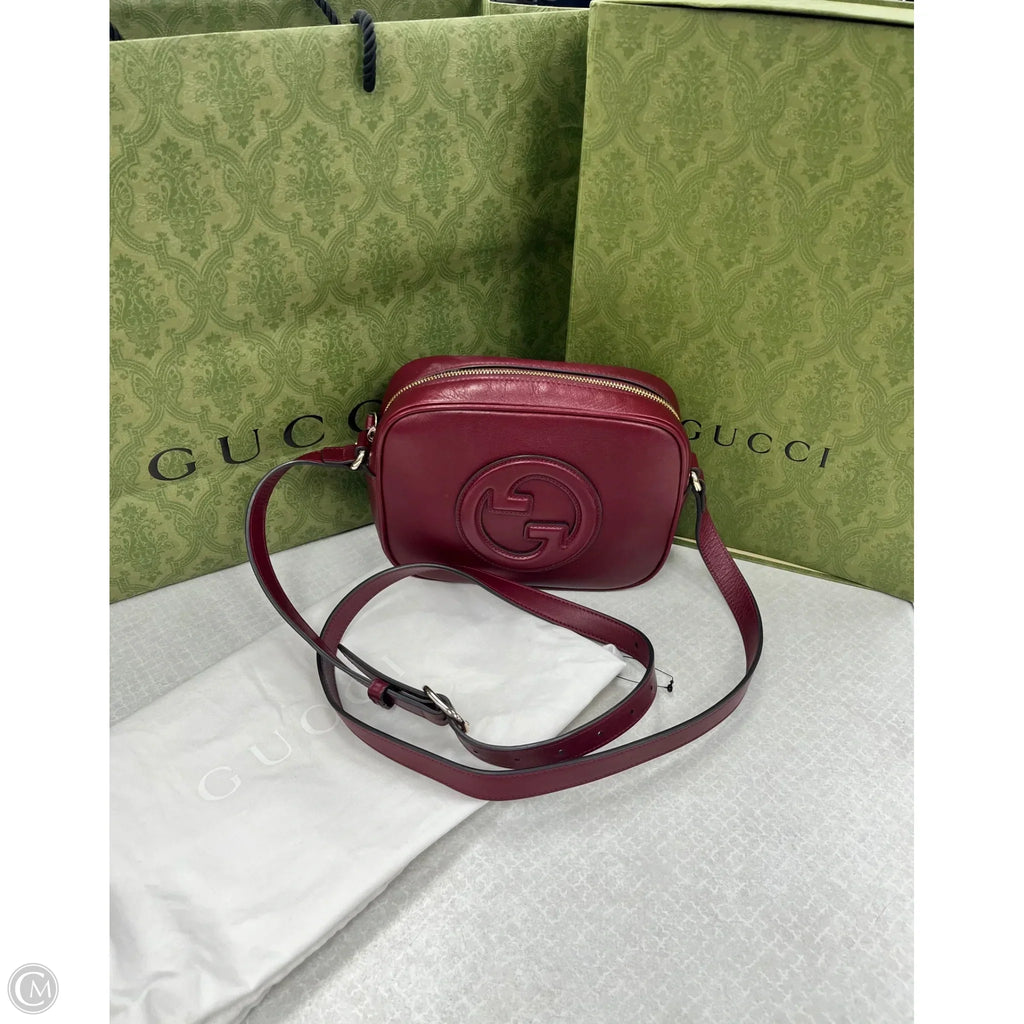 Crossbody Luxury Designer By Gucci, Size: Small