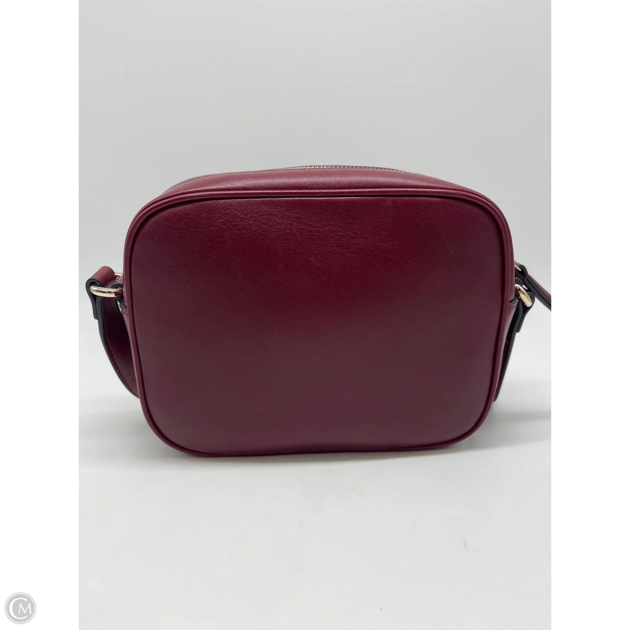 Crossbody Luxury Designer By Gucci, Size: Small