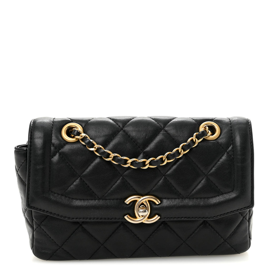 Shiny Lambskin Quilted Small Single Flap Black