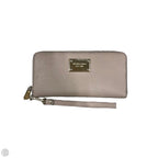 Wristlet By Michael Kors, Size: Large