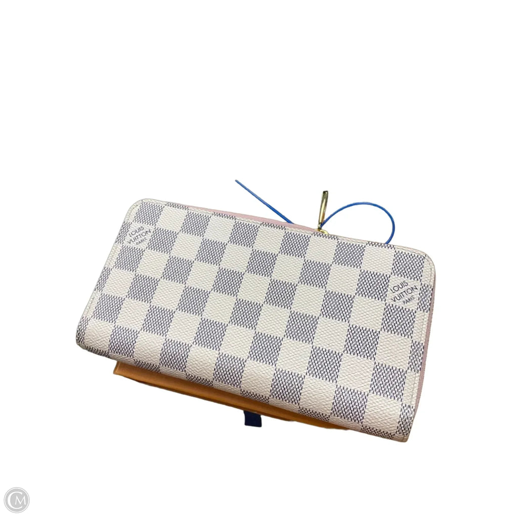 Wallet Luxury Designer By Louis Vuitton, Size: Medium