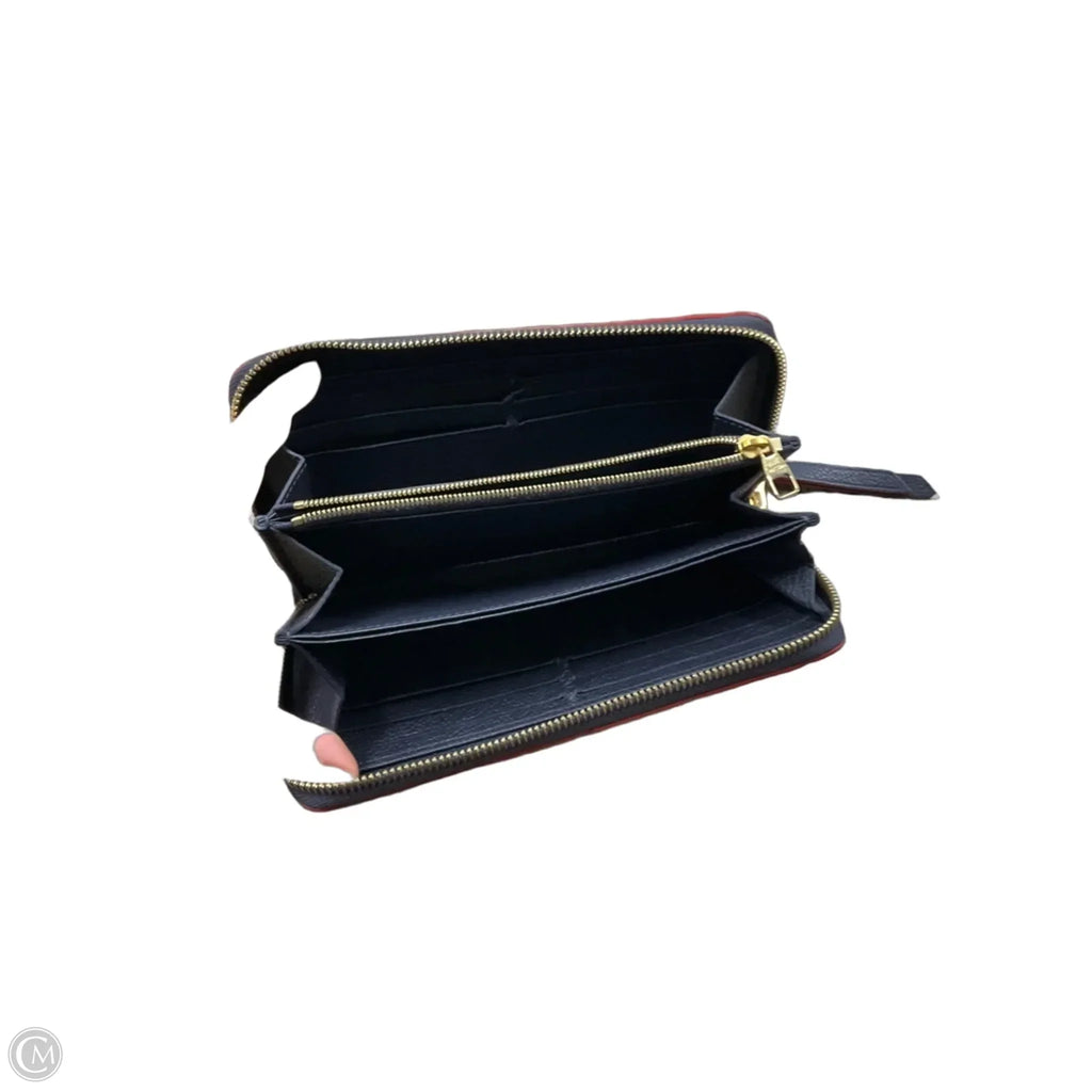 Wallet Luxury Designer By Louis Vuitton, Size: Medium
