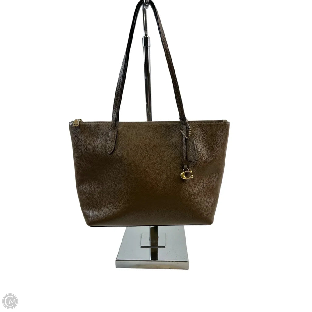 Tote Designer By Coach, Size: Medium