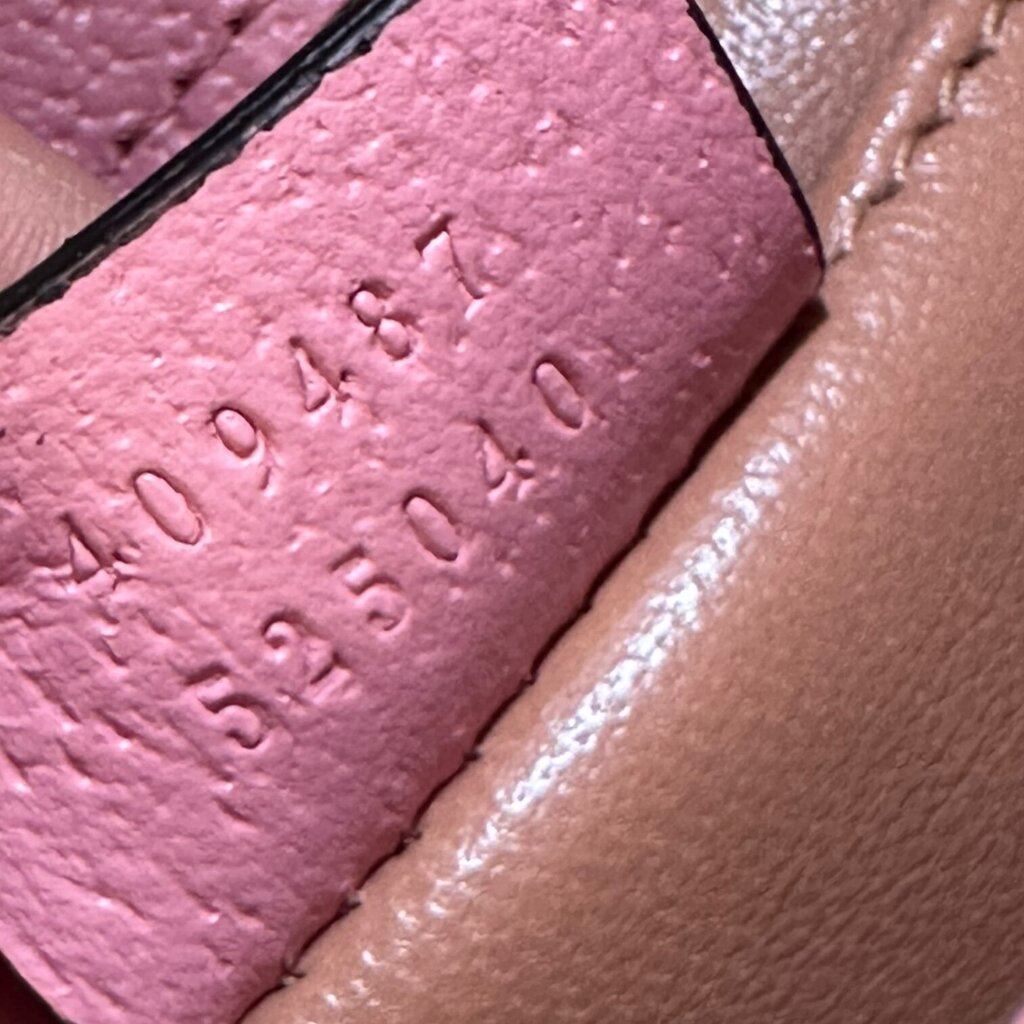 Gucci Padlock Berry Metallic Crossbody Pink