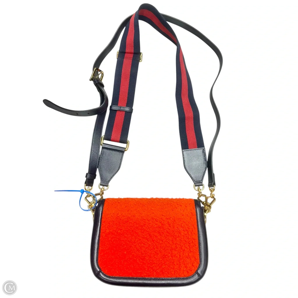 Crossbody Luxury Designer By Gucci, Size: Small
