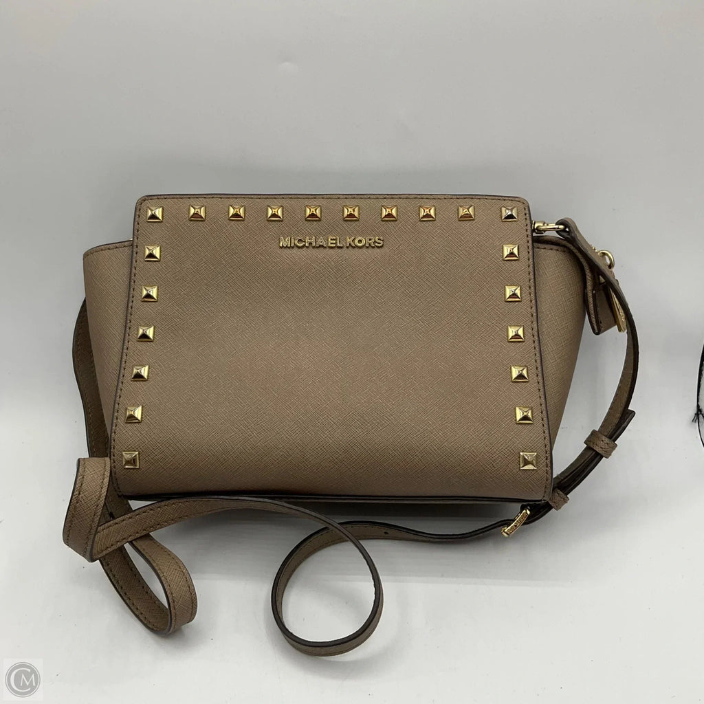 Handbag Designer By Michael Kors, Size: Medium