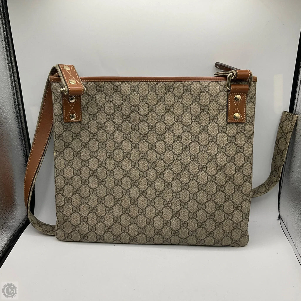 Crossbody Luxury Designer By Gucci, Size: Large