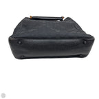 Handbag Luxury Designer By Gucci, Size: Medium