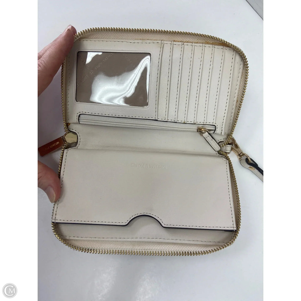 Wristlet Designer By Michael Kors, Size: Medium