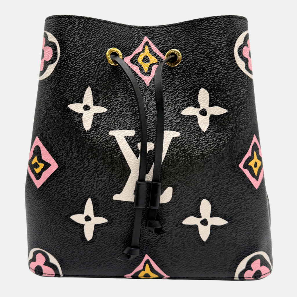 Giant Wild At Heart Neonoe MM Black Monogram