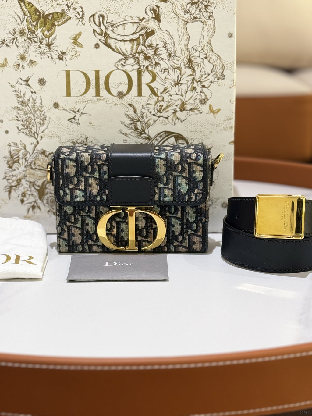 DIOR 30 MONTAIGNE MINI BOX BAG