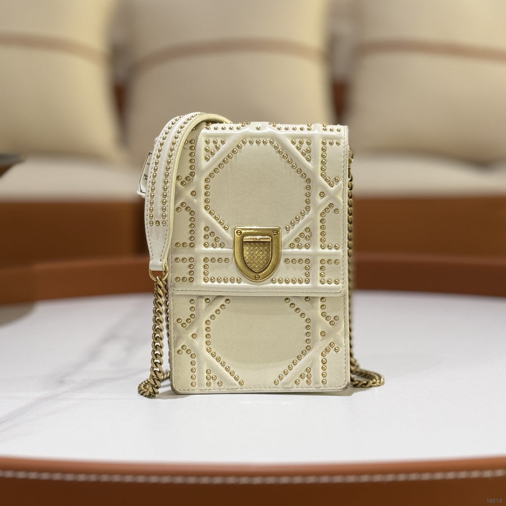 DIOR DIORAMA WHITE BAG