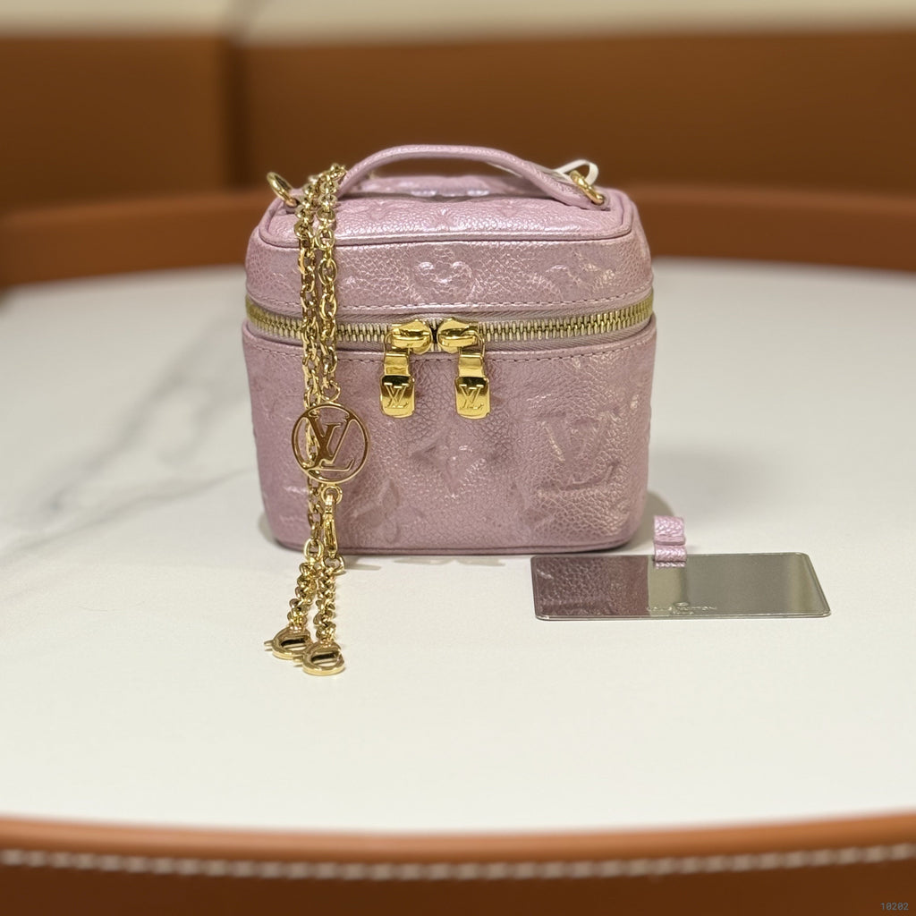 LOUIS VUITTON MICRO VANITY PINK