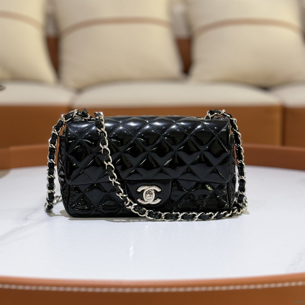CHANEL CLASSIC FLAP MINI