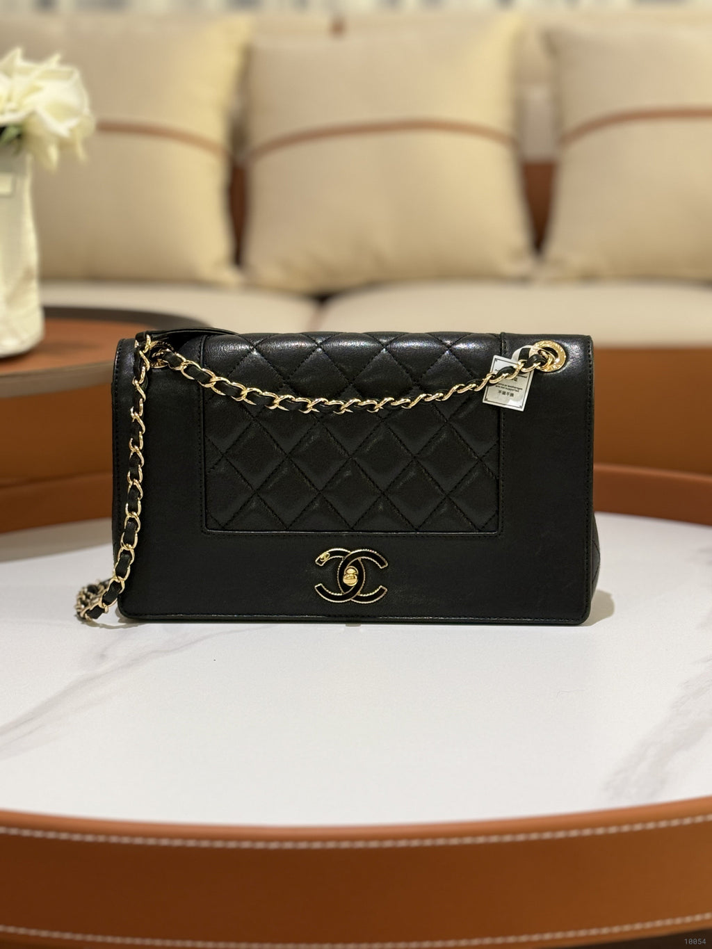 CHANEL BLACK FLAP BAG