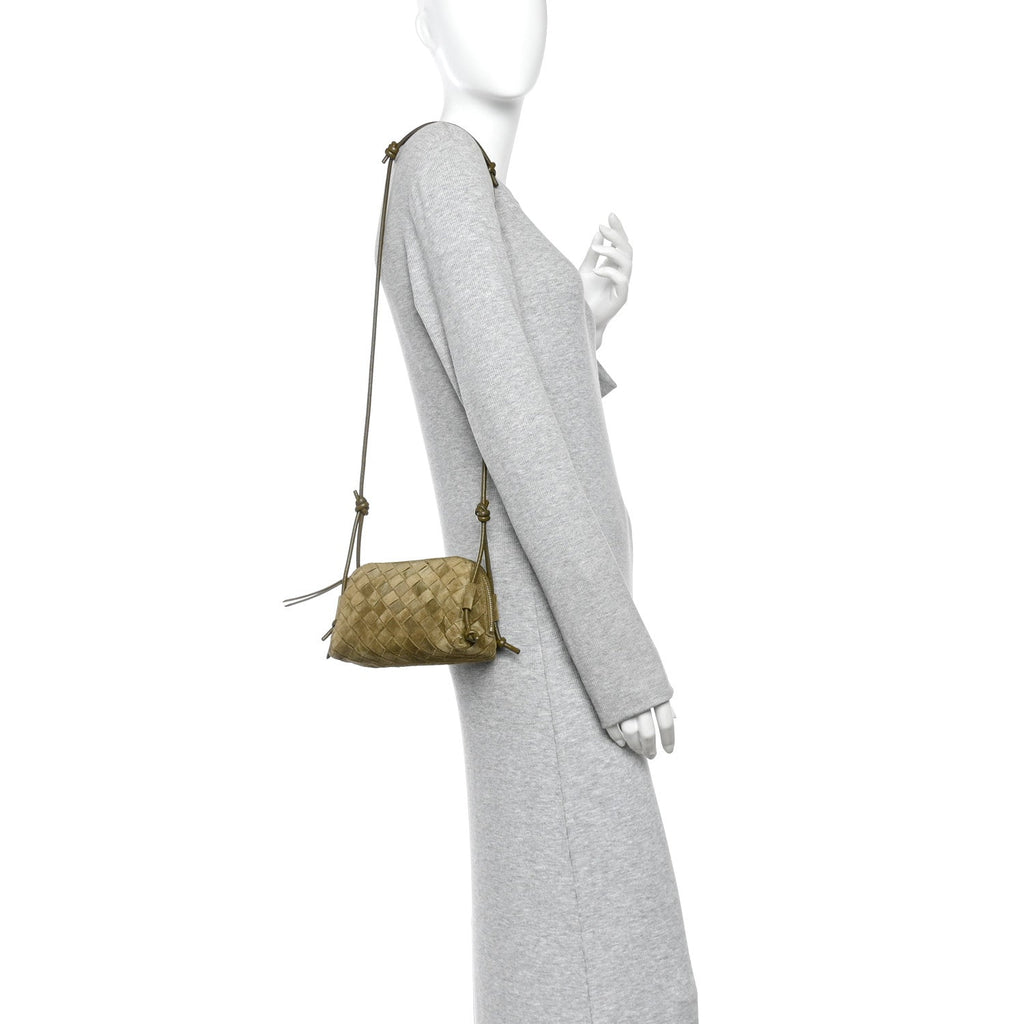 Suede Intrecciato Concert Pouch Mud