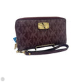 Wristlet / Wallet Designer By Michael Kors