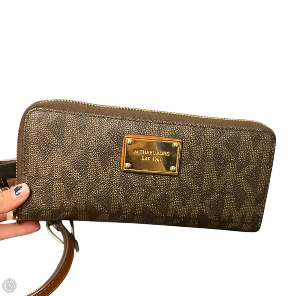 Wristlet Designer By Michael Kors, Size: Large