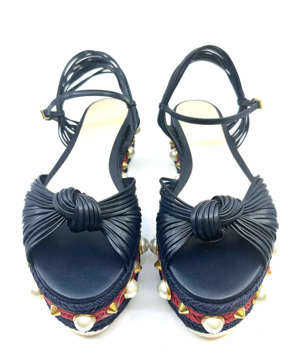 GUCCI Size 7.5 Navy, red Leather Stripe Wedge