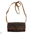Crossbody Luxury Designer By Louis Vuitton, Size: Small