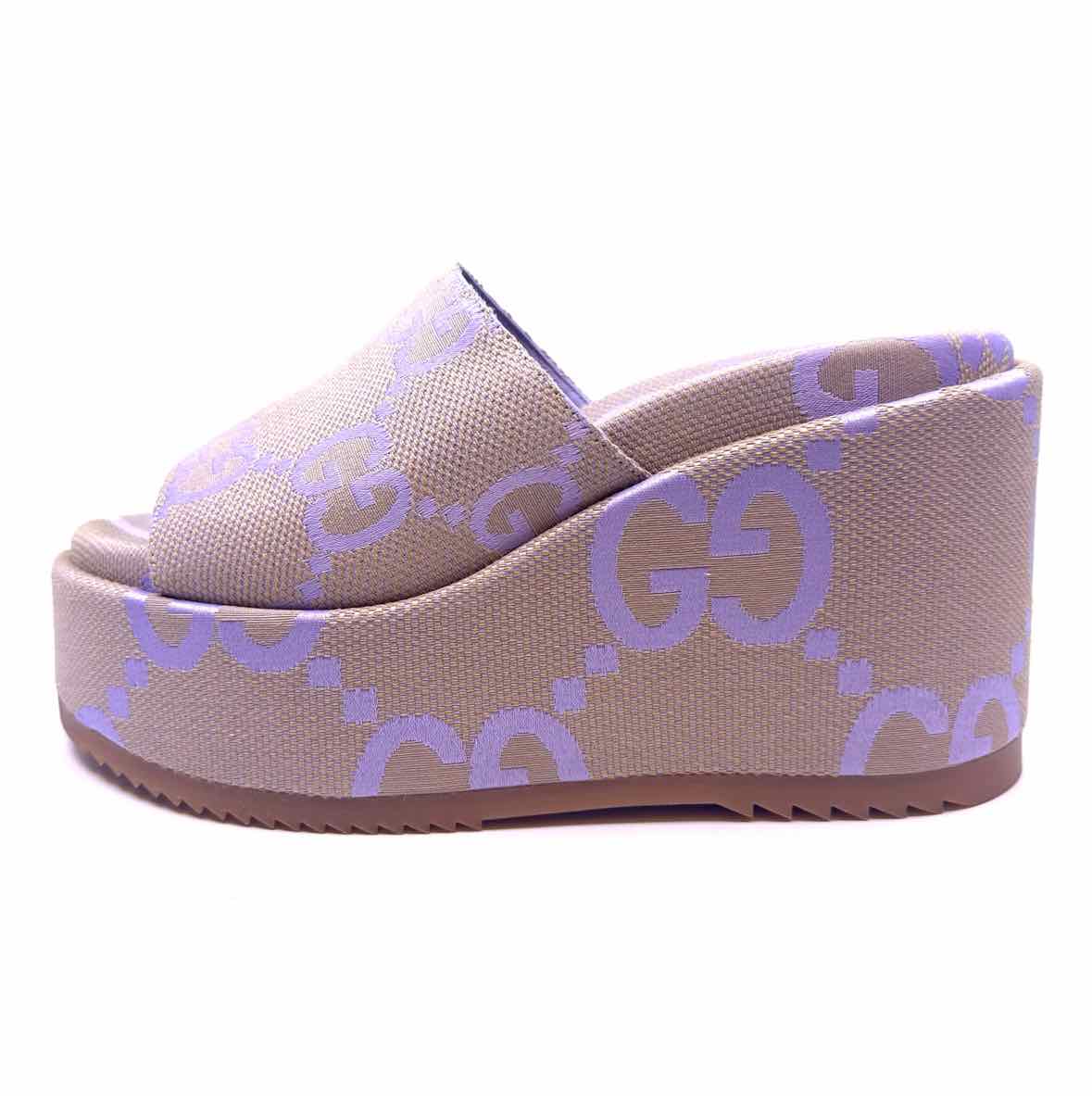 GUCCI Size 10.5 Lavender Canvas Monogram Wedge
