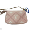 Handbag Luxury Designer By Louis Vuitton, Size: Small