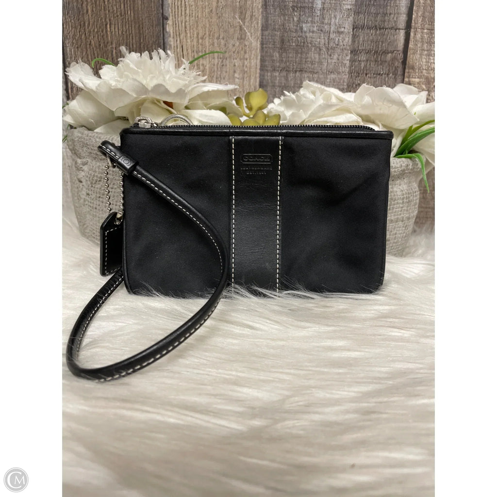 Wristlet Designer By Coach, Size: Small
