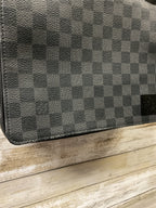 Crossbody Luxury Designer By Louis Vuitton In Black, Size:Medium