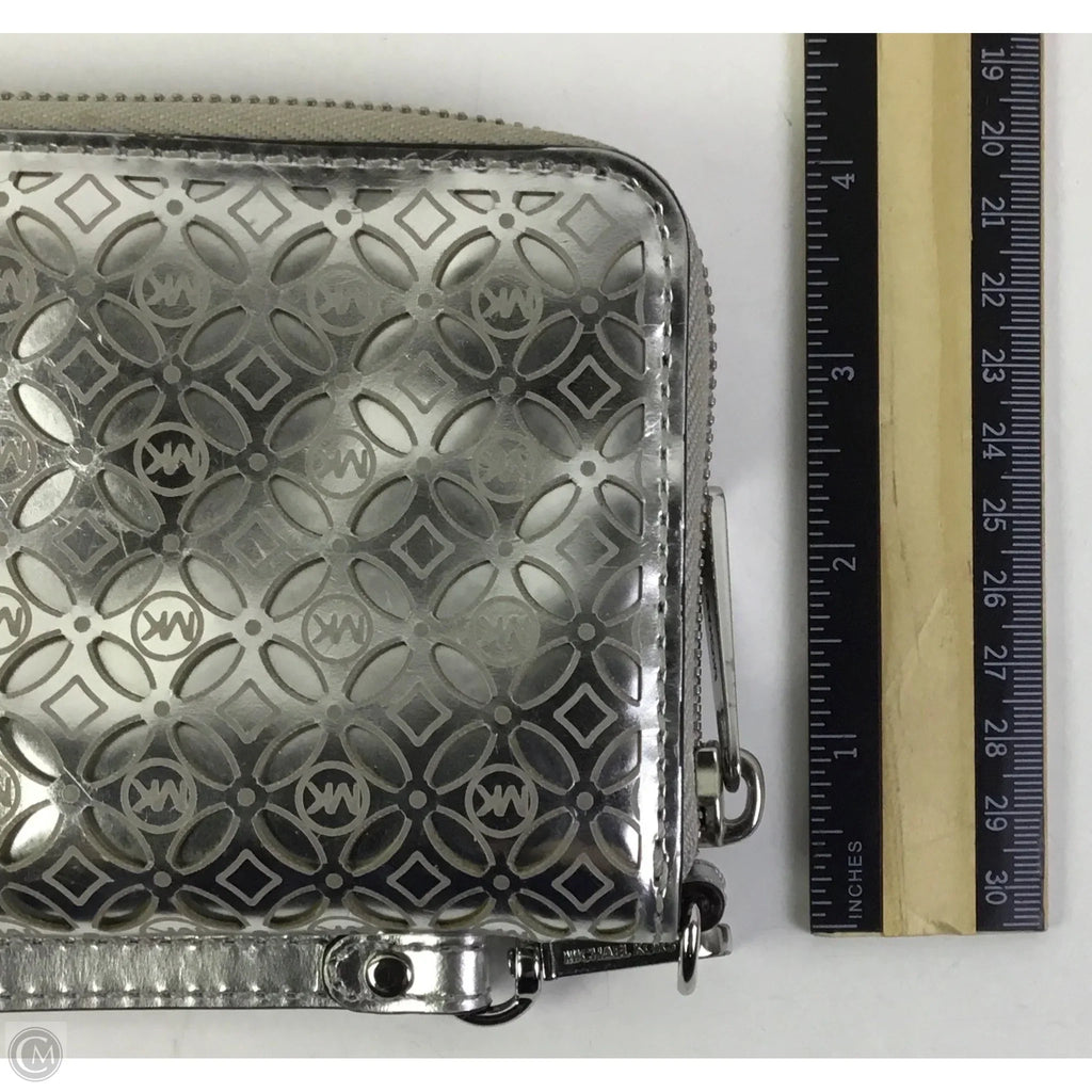 Wristlet Designer By Michael Kors, Size: Large