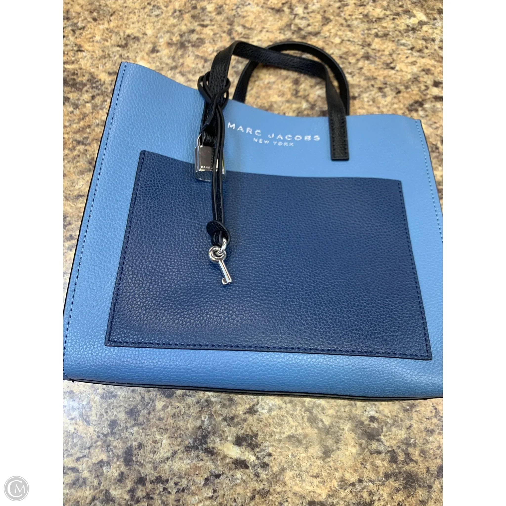 Crossbody Luxury Designer By Marc Jacobs, Size: Small