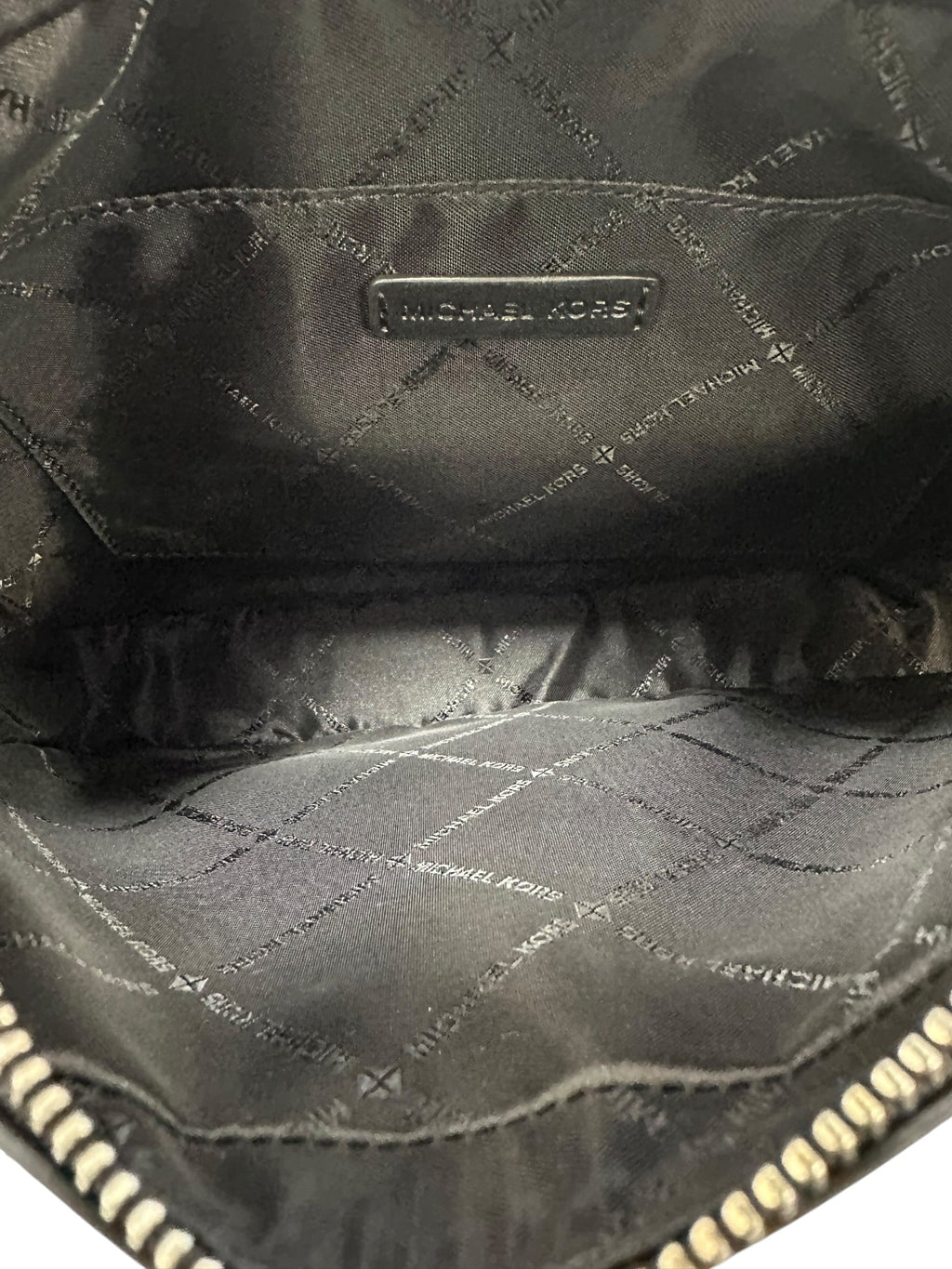 Crossbody Designer By Michael Kors In Black, Size:Medium