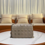 MISS DIOR CHAIN BAG