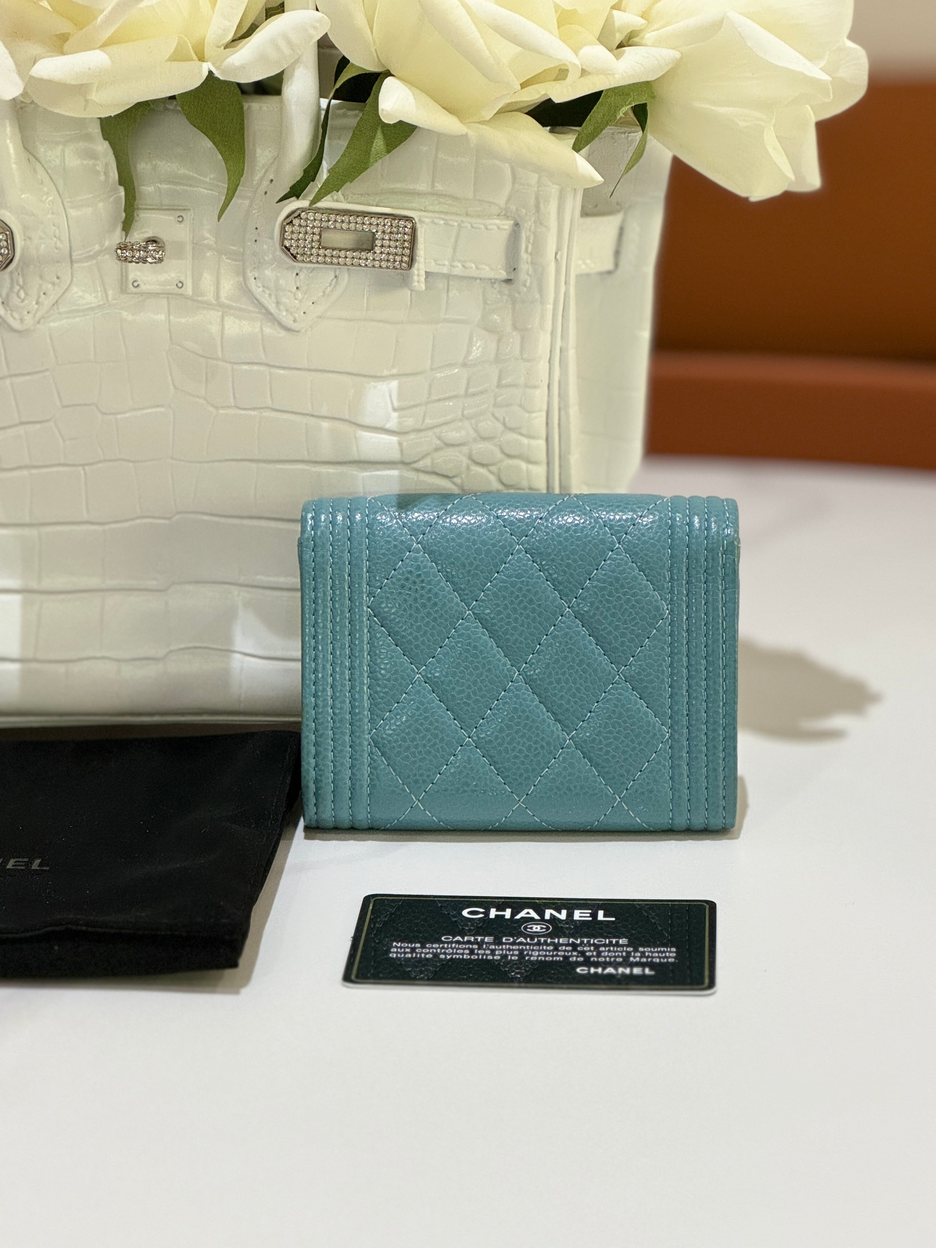 CHANEL BOY FLAP CARD HOLDER