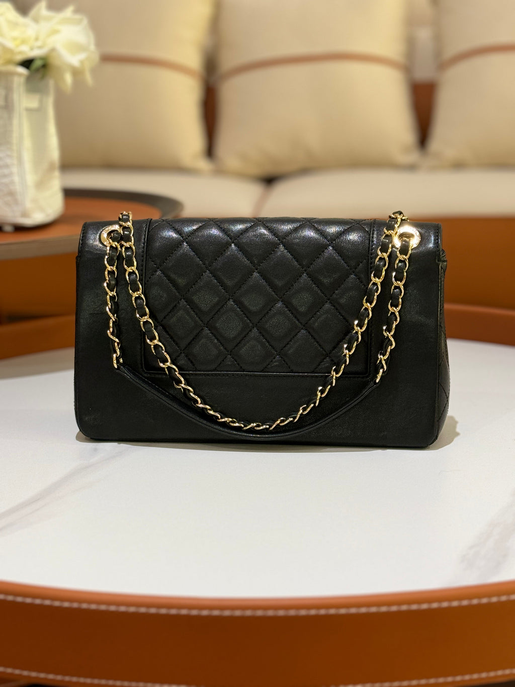 CHANEL BLACK FLAP BAG