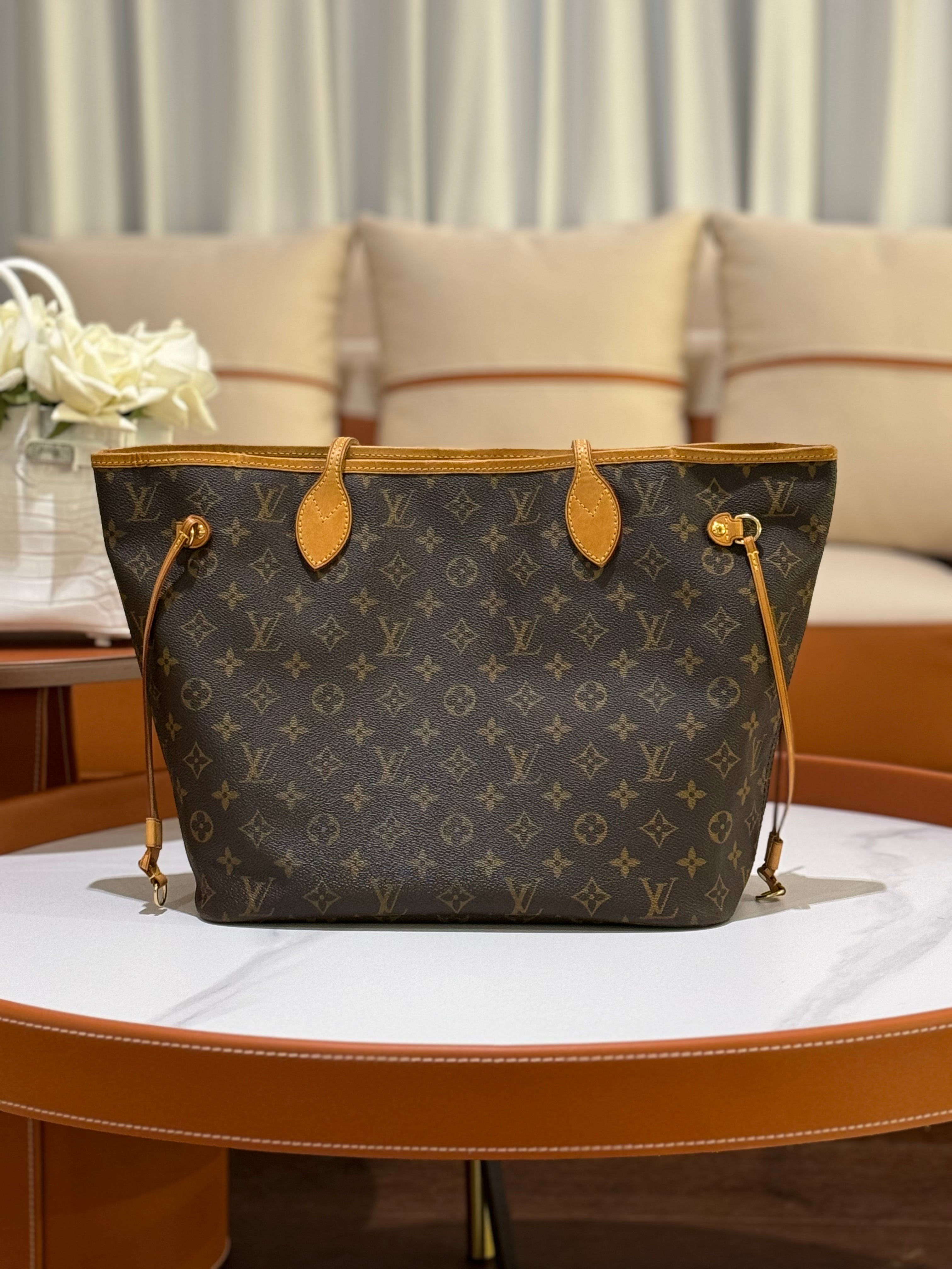 LOUIS VUITTON NEVERFULL MM