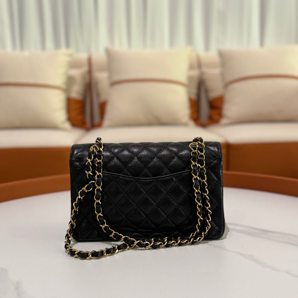 CHANEL CLASSIC FLAP SMALL CAVIAR BLACK & GOLD CHIP MODEL