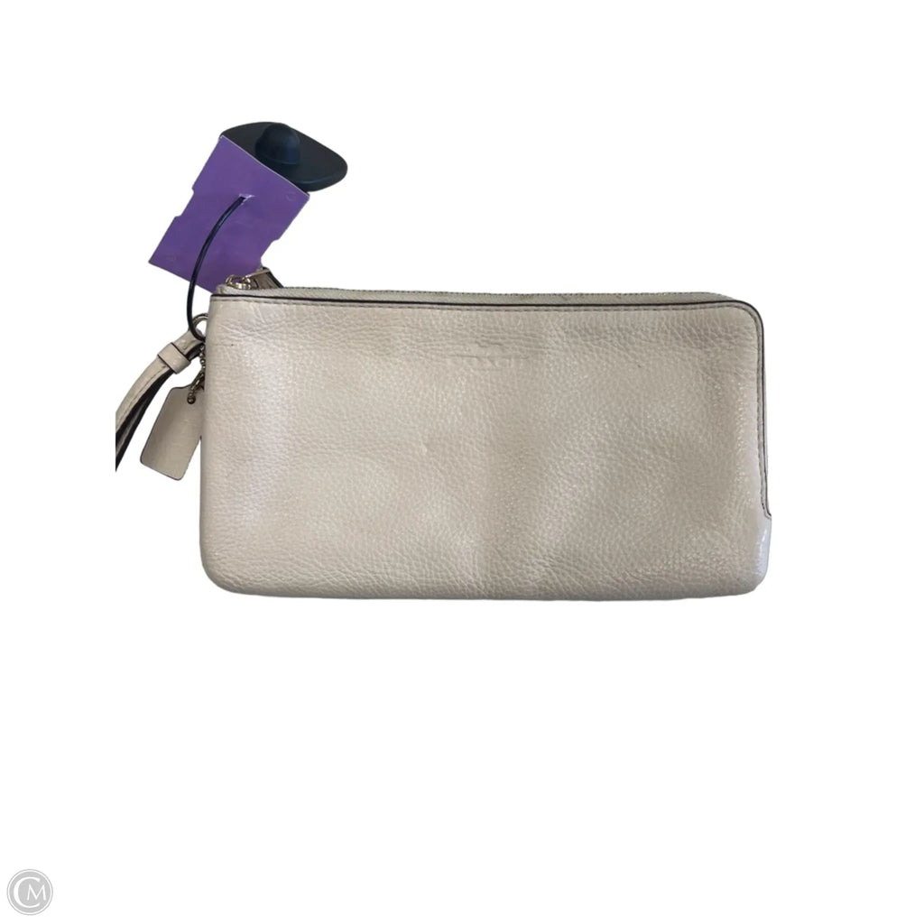 Wristlet Designer By Coach, Size: Medium