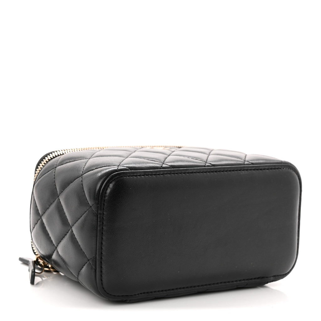 Lambskin Quilted Small Vanity Case With Chain Black