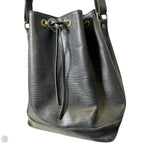 Handbag Luxury Designer By Louis Vuitton, Size: Large
