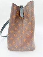 Crossbody Luxury Designer By Louis Vuitton In Black & Brown, Size:Medium