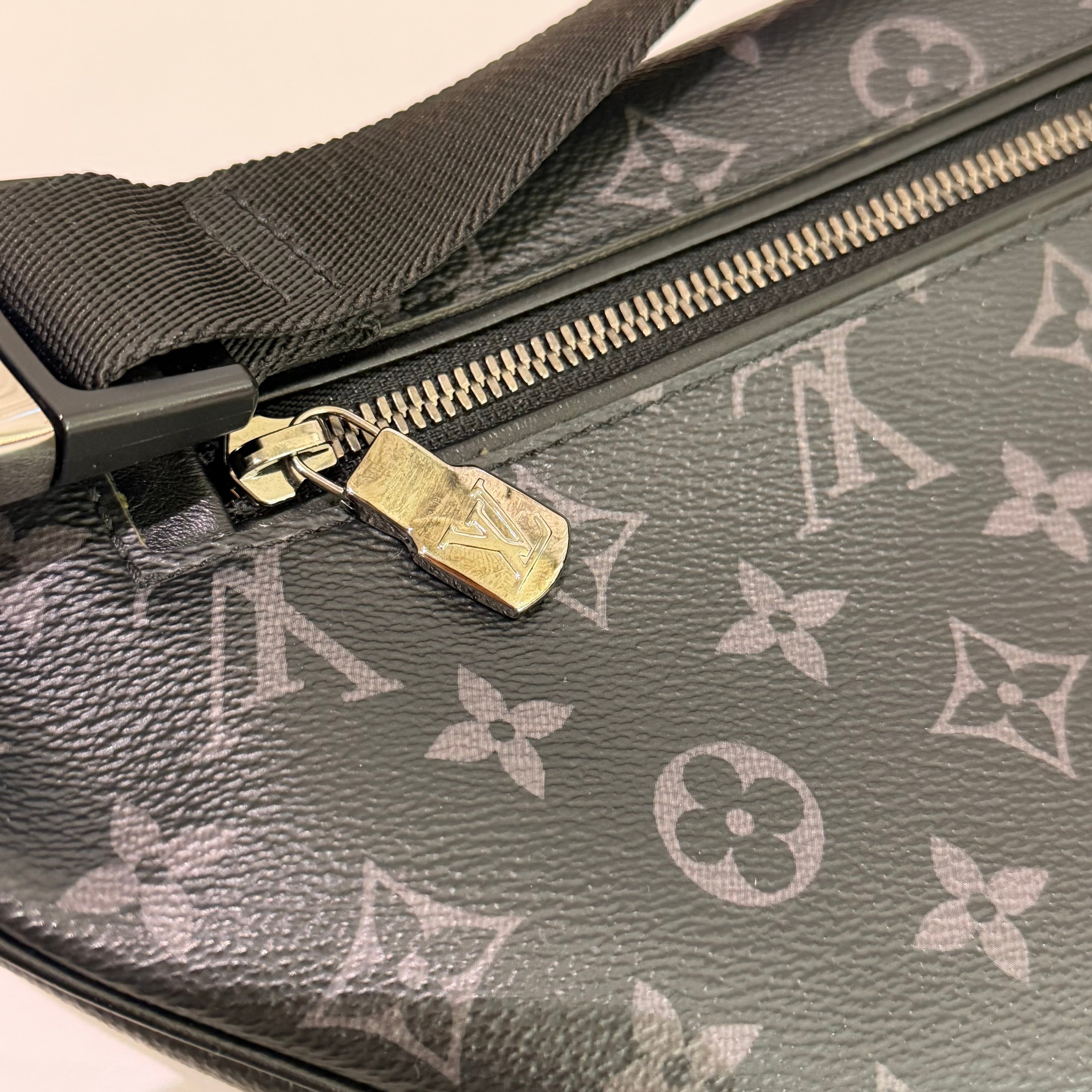 Louis Vuitton Discovery Black Monogram “Black Warrior” Bum Bag